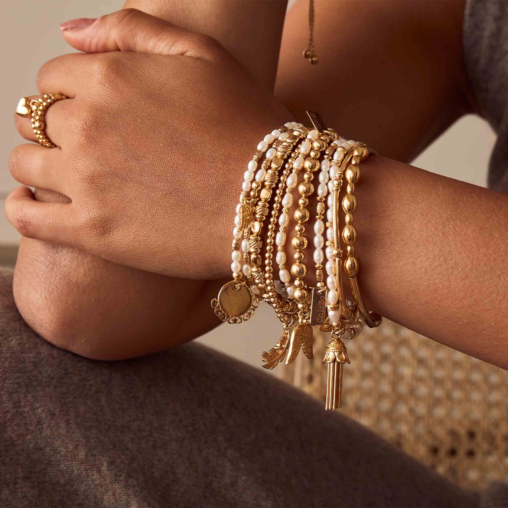 Cute Charm Heart In Feather Bracelet - Image 10