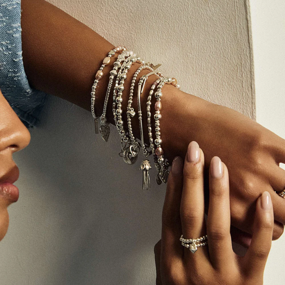 Feature Pearl Bracelet - Image 5